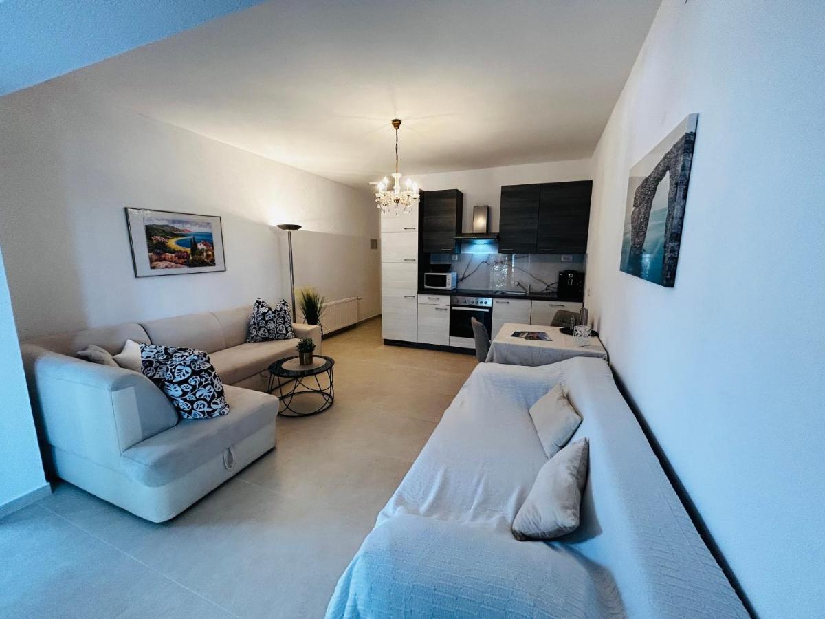 Apartmani Stanic Seget Vranjica Dış mekan fotoğraf