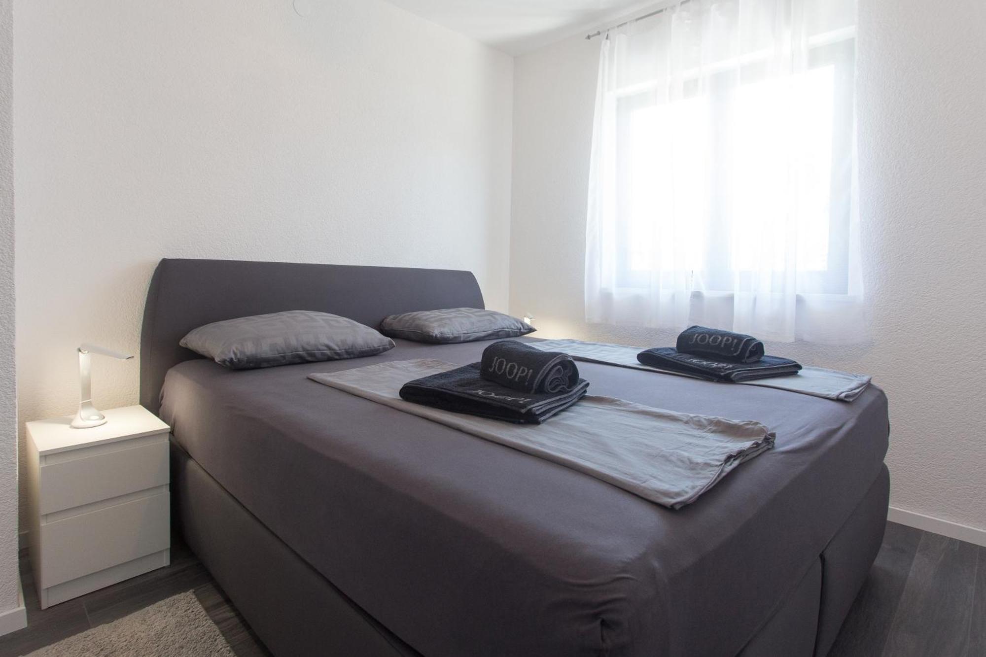 Apartmani Stanic Seget Vranjica Oda fotoğraf